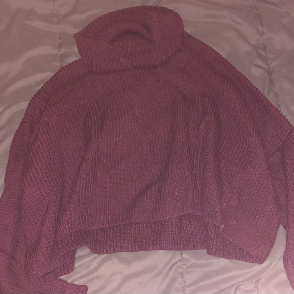 Hollister Turtleneck